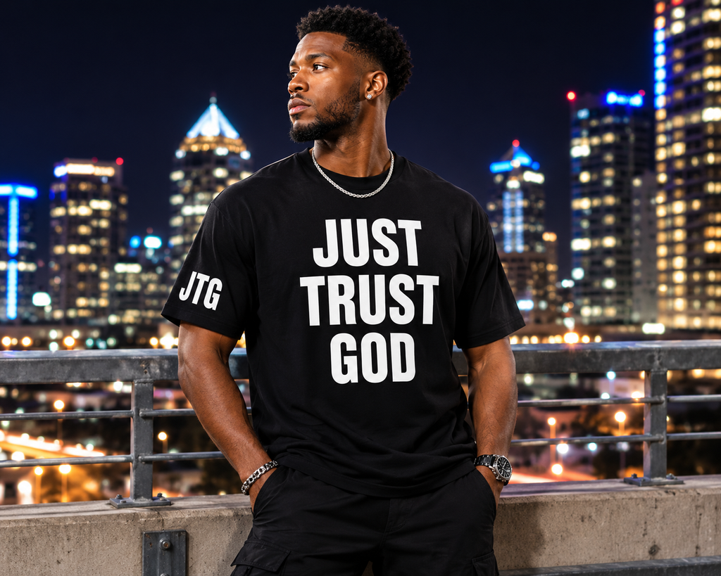 JUST TRUST GOD Signature Tee