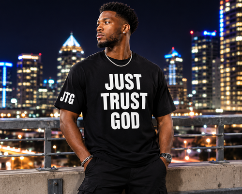 JUST TRUST GOD Signature Tee